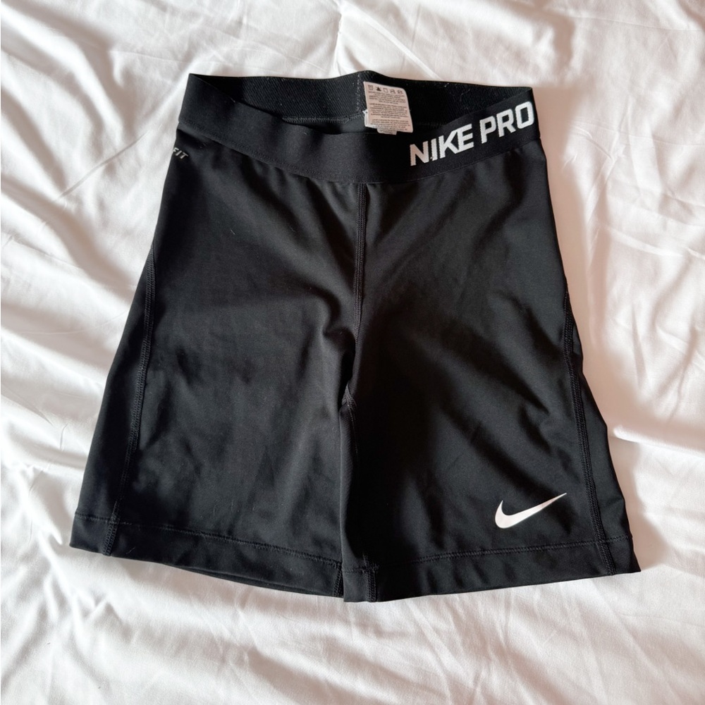 Nike Pro Black Biker Shorts Size Small